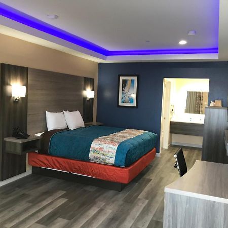 Scottish Inn & Suites Houston Willowbrook Exteriör bild